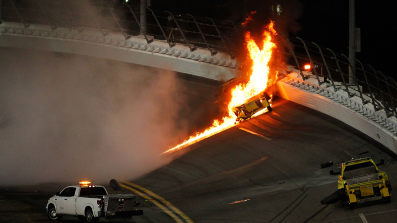 Illustration for article titled How Twitter Took Over NASCAR